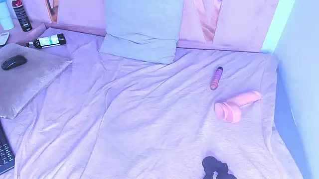 Snapshot of ambarasm chatting on September 19, 2025, 12:53 pm ambarasm online show from September 19, 2025, 12:53 pm