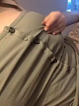 BrokenWife online show from February 1, 2026, 8:12 am