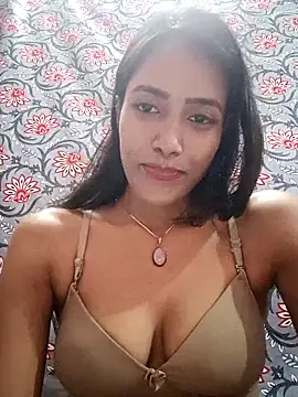 hornylizia123 online show from April 17, 2026, 5:05 pm