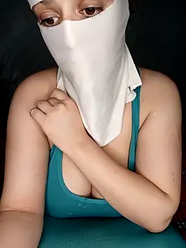 Snapshot of Lamia_Queen_ chatting on September 23, 2025, 1:29 pm Lamia Queen  online show from September 23, 2025, 1:29 pm