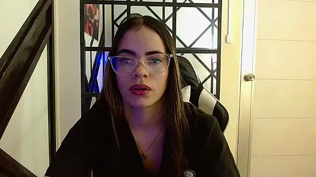 Snapshot of maira_tf chatting on September 9, 2025, 3:38 am maira tf online show from September 9, 2025, 3:38 am