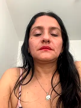 Snapshot of kataleya_29 chatting on October 6, 2025, 4:08 pm kataleya 29 online show from October 6, 2025, 4:08 pm