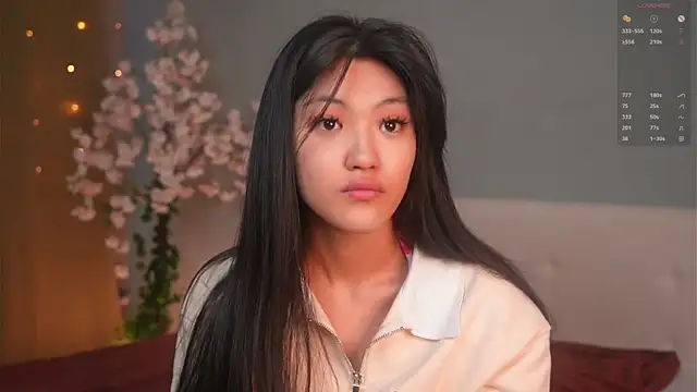 FancyEsten online show from December 18, 2025, 8:19 am