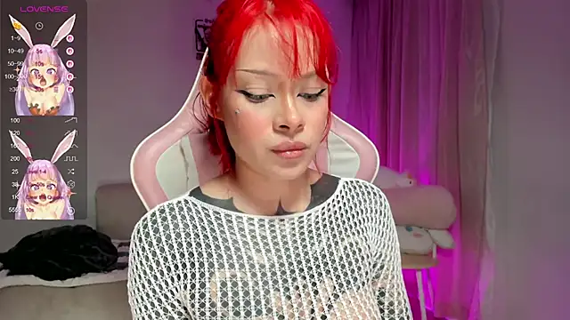 Snapshot of AlinaLukyanova chatting on October 6, 2025, 3:51 am AlinaLukyanova online show from October 6, 2025, 3:51 am