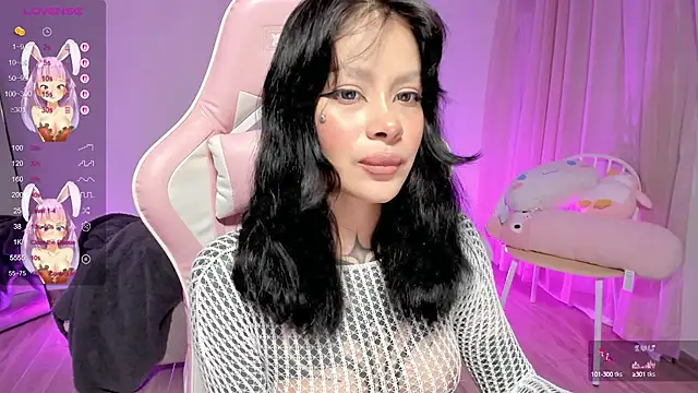 Snapshot of AlinaLukyanova chatting on September 16, 2025, 2:01 am AlinaLukyanova online show from September 16, 2025, 2:01 am