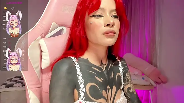 Snapshot of AlinaLukyanova chatting on October 10, 2025, 3:51 am AlinaLukyanova online show from October 10, 2025, 3:51 am