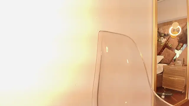 zarah andrew   online show from October 9, 2025, 12:06 pm