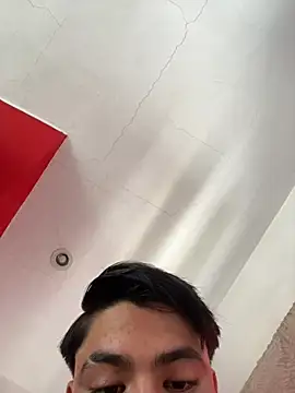 Barrx0018 online show from April 18, 2026, 7:58 pm