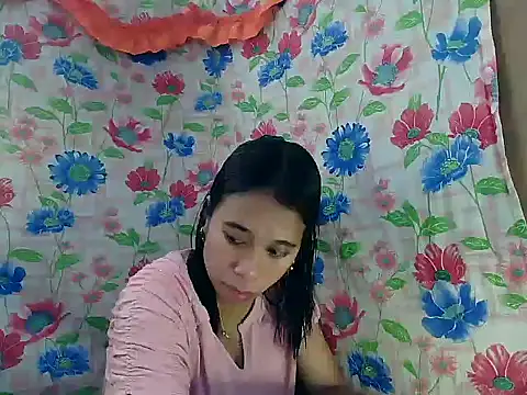 Snapshot of Pinay_Skinny18 chatting on September 19, 2025, 1:31 am Pinay Skinny18 online show from September 19, 2025, 1:31 am