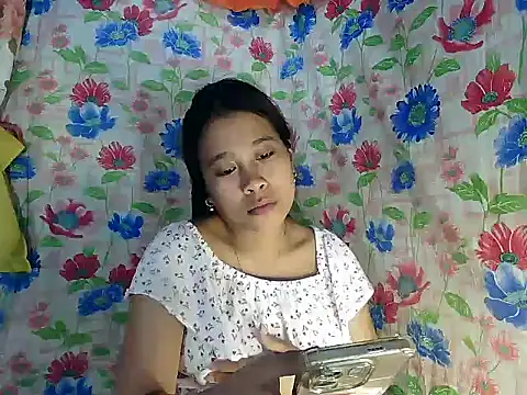 Snapshot of Pinay_Skinny18 chatting on October 22, 2025, 9:09 am Pinay Skinny18 online show from October 22, 2025, 9:09 am