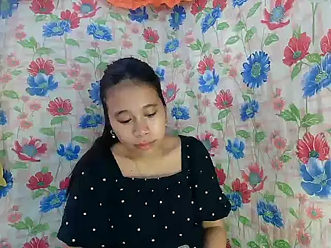 Snapshot of Pinay_Skinny18 chatting on October 23, 2025, 1:04 am Pinay Skinny18 online show from October 23, 2025, 1:04 am