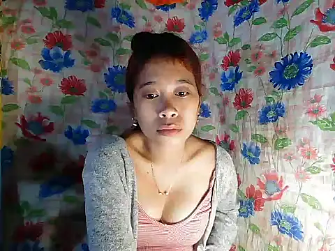 Pinay Skinny18 online show from September 14, 2025, 8:42 pm