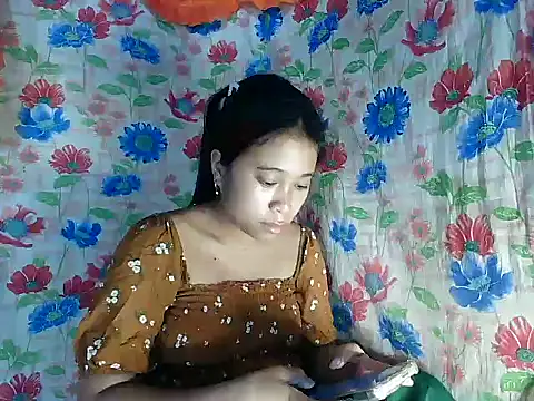 Snapshot of Pinay_Skinny18 chatting on October 19, 2025, 7:49 pm Pinay Skinny18 online show from October 19, 2025, 7:49 pm