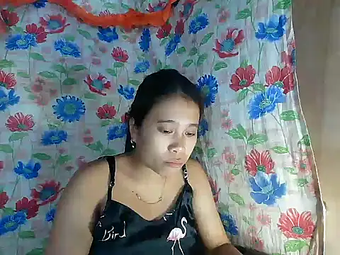 Snapshot of Pinay_Skinny18 chatting on October 13, 2025, 11:56 am Pinay Skinny18 online show from October 13, 2025, 11:56 am