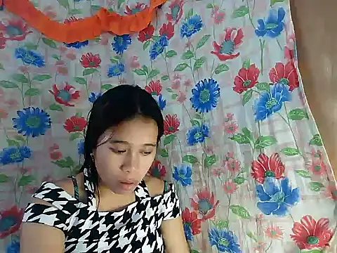 Snapshot of Pinay_Skinny18 chatting on September 26, 2025, 11:00 pm Pinay Skinny18 online show from September 26, 2025, 11:00 pm