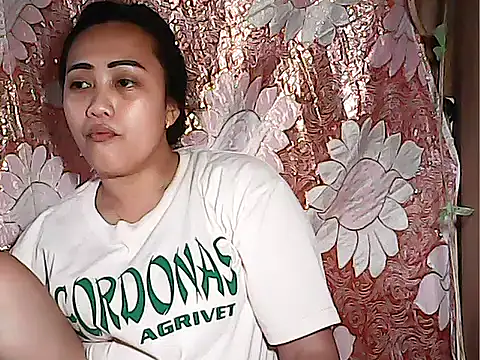 Snapshot of Pinay_Chubby20 chatting on October 31, 2025, 8:44 am Pinay Chubby20 online show from October 31, 2025, 8:44 am