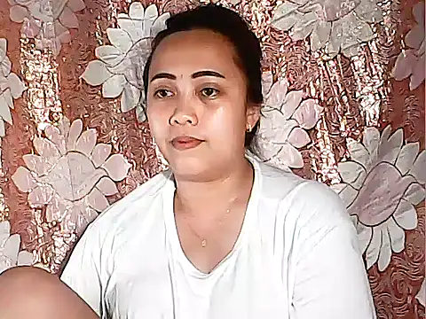 Snapshot of Pinay_Chubby20 chatting on October 17, 2025, 8:50 am Pinay Chubby20 online show from October 17, 2025, 8:50 am