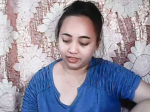 Snapshot of Pinay_Chubby20 chatting on October 3, 2025, 10:11 pm Pinay Chubby20 online show from October 3, 2025, 10:11 pm