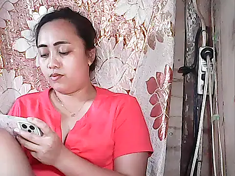 Snapshot of Pinay_Chubby20 chatting on October 30, 2025, 8:12 am Pinay Chubby20 online show from October 30, 2025, 8:12 am