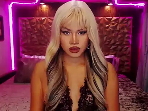 YllanaAltheaXxX online show from December 17, 2025, 5:23 am