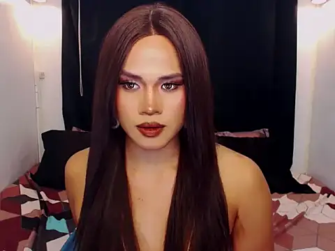 YllanaAltheaXxX online show from February 19, 2026, 5:21 pm