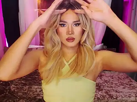 YllanaAltheaXxX online show from November 6, 2025, 10:08 am