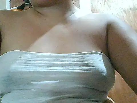 Snapshot of fresh_rosie chatting on March 1, 2026, 1:44 pm fresh rosie online show from March 1, 2026, 1:44 pm