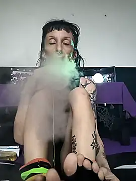 Snapshot of DEALYLITH chatting on November 1, 2025, 3:17 pm DEALYLITH online show from November 1, 2025, 3:17 pm