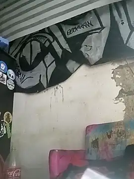 Snapshot of Narckse chatting on October 12, 2025, 11:44 am Narckse online show from October 12, 2025, 11:44 am