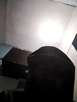 Narckse online show from April 9, 2026, 5:19 pm