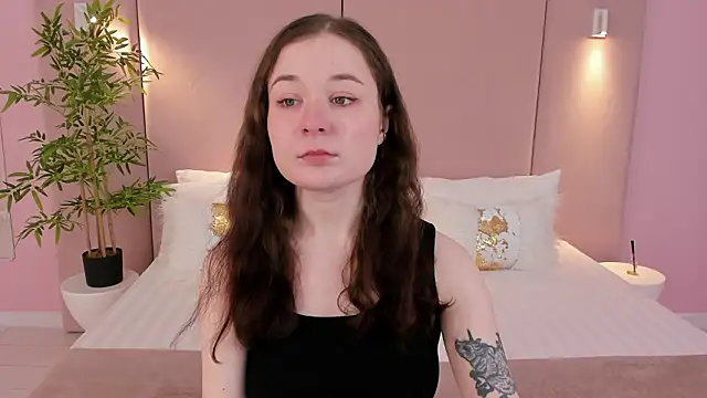 NancyJonson online show from February 25, 2026, 3:29 am