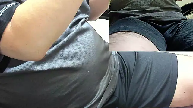 Snapshot of mori_kuma3 chatting on November 14, 2025, 10:57 pm mori kuma3 online show from November 14, 2025, 10:57 pm