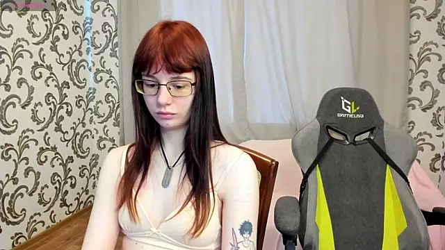 KiraZephyr online show from September 10, 2025, 4:00 am