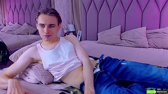 WilliamDyson online show from October 1, 2025, 3:11 am