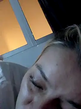 Snapshot of Fernandar2025 chatting on September 16, 2025, 1:17 am Fernandar2025 online show from September 16, 2025, 1:17 am