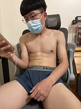 Allen20y online show from June 12, 2026, 1:53 pm
