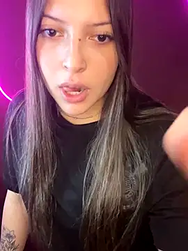 kiramedi online show from October 8, 2025, 9:59 pm