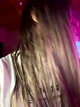 kiramedi online show from October 24, 2025, 2:43 am