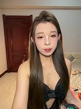 tuanzi125216 online show from November 9, 2025, 1:42 am