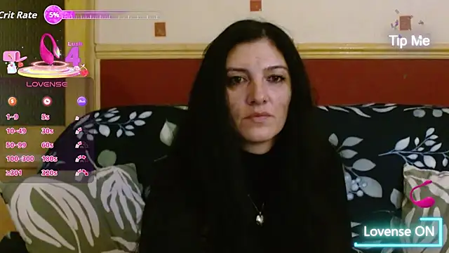 Snapshot of Goldgirl89 chatting on October 12, 2025, 10:22 pm Goldgirl89 online show from October 12, 2025, 10:22 pm