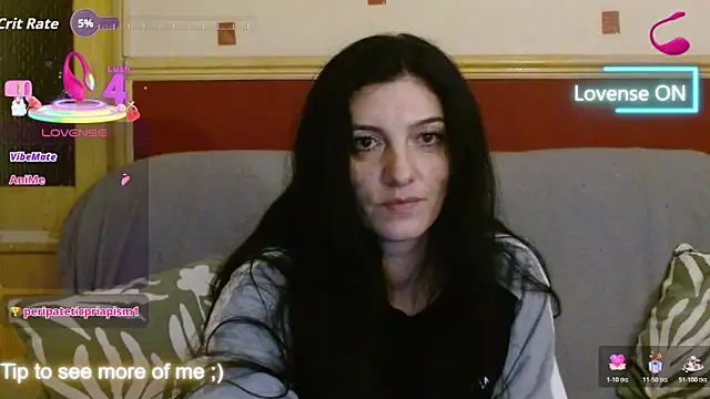 Snapshot of Goldgirl89 chatting on October 26, 2025, 12:11 am Goldgirl89 online show from October 26, 2025, 12:11 am