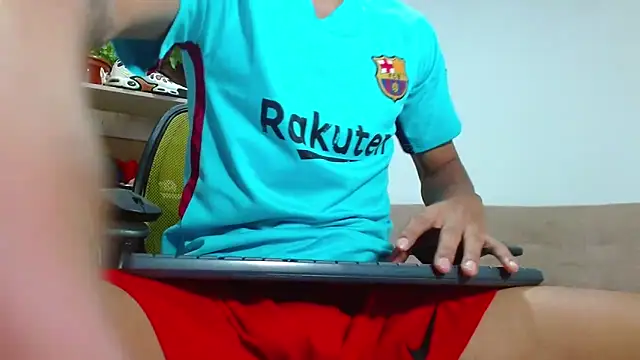 Snapshot of skinny23cm chatting on October 22, 2025, 12:48 pm skinny23cm online show from October 22, 2025, 12:48 pm