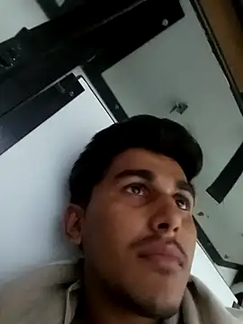 HarryChoudhary21 online show from November 18, 2025, 1:03 pm