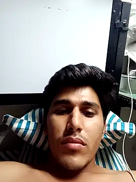 HarryChoudhary21 online show from December 4, 2025, 1:54 pm