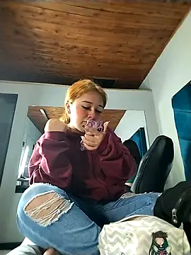 sara-lopez1 online show from October 27, 2025, 1:17 am