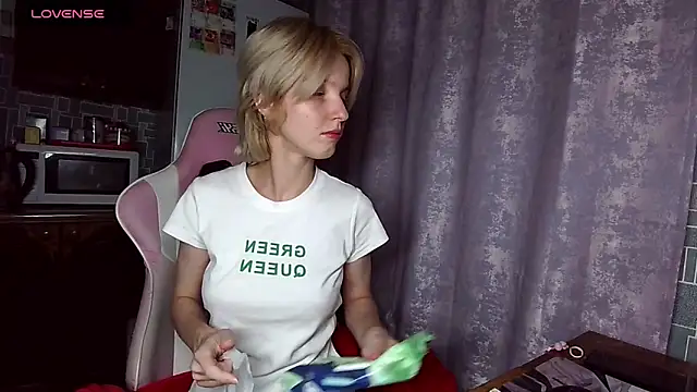 Madelaineses online show from July 12, 2026, 6:31 pm
