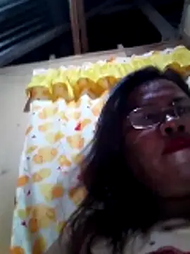 Huge mama69 online show from May 27, 2026, 3:08 pm