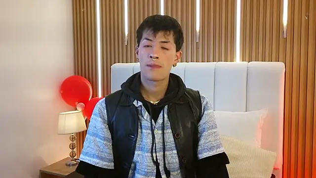 Snapshot of OzorioDany chatting on February 16, 2026, 4:11 am OzorioDany online show from February 16, 2026, 4:11 am