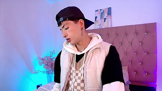 Snapshot of OzorioDany chatting on January 19, 2026, 4:49 am OzorioDany online show from January 19, 2026, 4:49 am