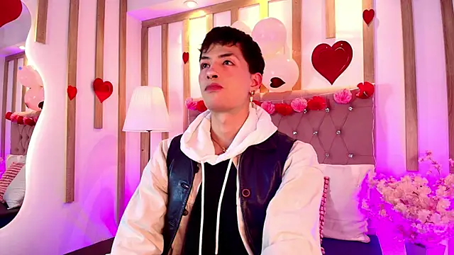 Snapshot of OzorioDany chatting on February 17, 2026, 4:10 am OzorioDany online show from February 17, 2026, 4:10 am